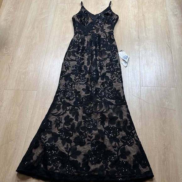 DRESS THE POPULATION Sharon Embellished Lace Evening Gown, SIZE SMALL 1303 - Picture 6 of 12